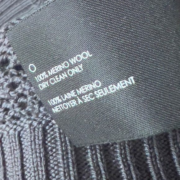 Club Monaco merino wool mesh sweater *fits like M* gray turtleneck puff sleeves - Picture 5 of 6